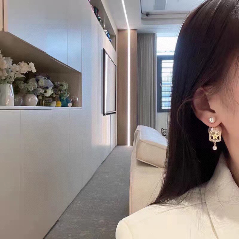 Christian Dior Earrings